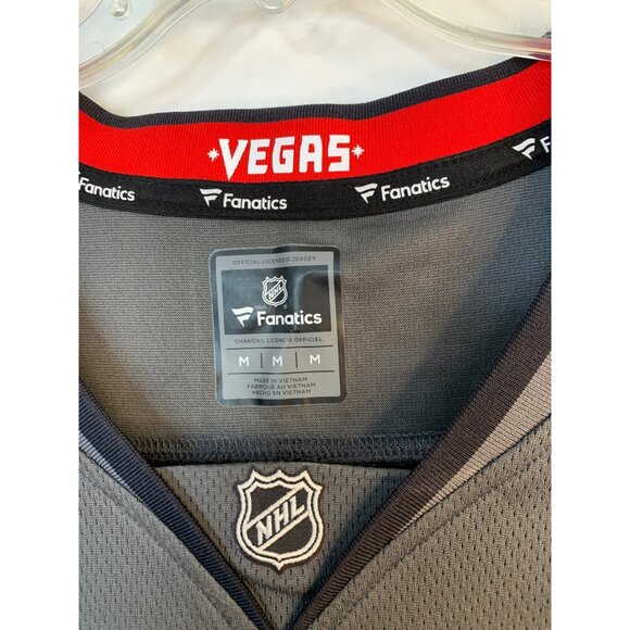 Vegas Golden Knights #18 James Neal Fanatics NHL Jersey M RR10733 EUC - Picture 2 of 11